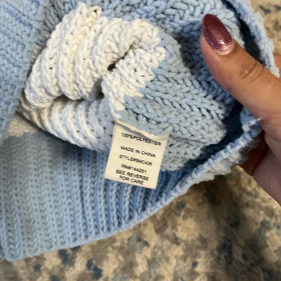 Moon & Madison colorblock sweater small - Picture 3 of 3